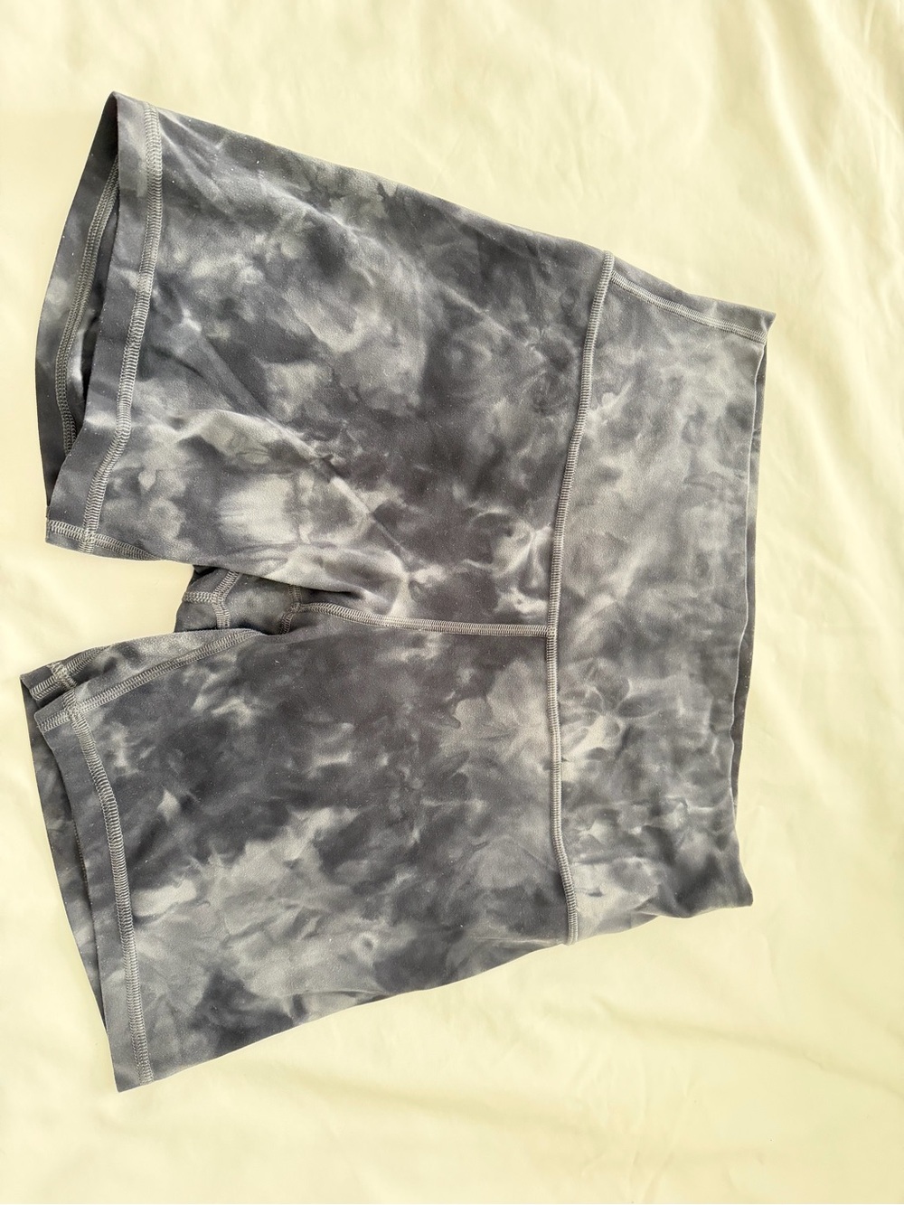 lululemon athletica Gray Tie-Dye Bike Shorts